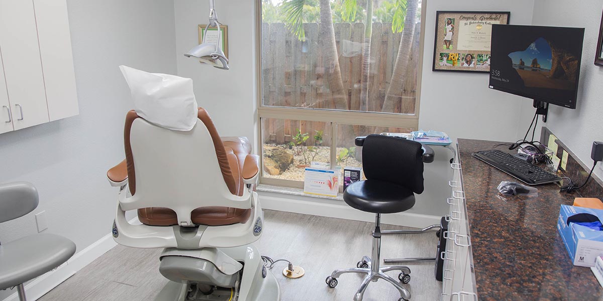 Crawford Dentistry office